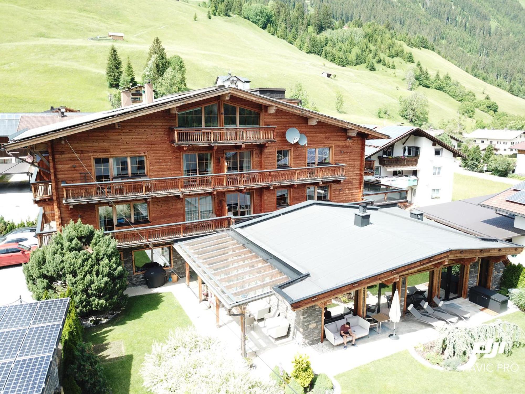 Pepi's Suites - Lechtal Apartments Holzgau Extérieur photo