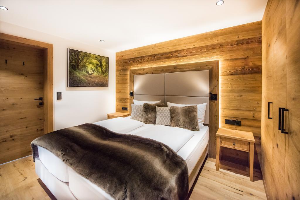 Pepi's Suites - Lechtal Apartments Holzgau Extérieur photo
