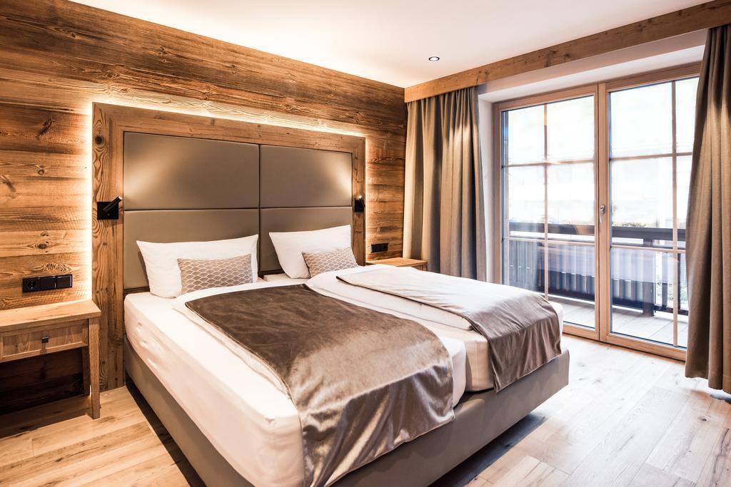 Pepi's Suites - Lechtal Apartments Holzgau Extérieur photo