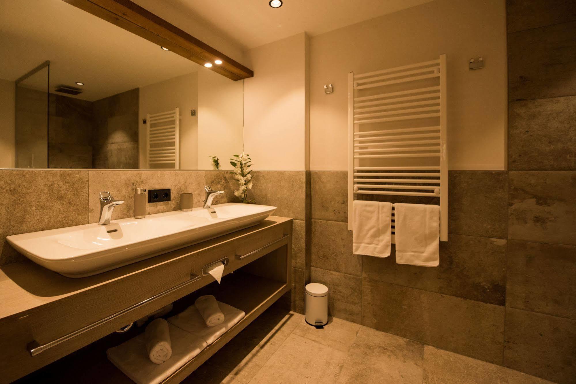 Pepi's Suites - Lechtal Apartments Holzgau Extérieur photo